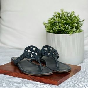 tory burch sandals !!